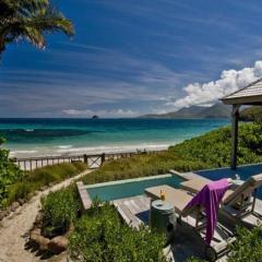 Oceanfront Beach House - RATE SPECIAL- Valentines on BEACH w Club Access Tennis King Bed