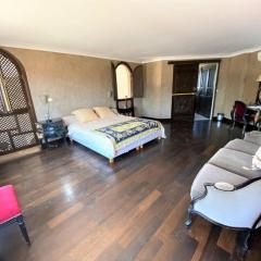Chambre Ebene, Riad 9 Couple only au village naturiste