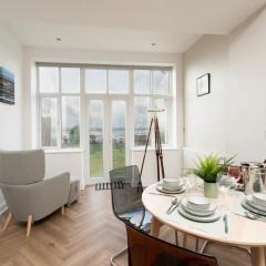 Pass the Keys Golfers Haven 2 BD Flat on Hoylake Beach Parking