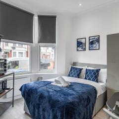 Modern Studio Rooms in Zone 2 London