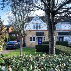 Guildford Townhouse with Parking