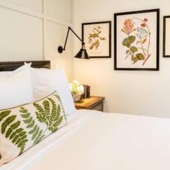 Downtown Luxury Farmhouse Apartment #2
