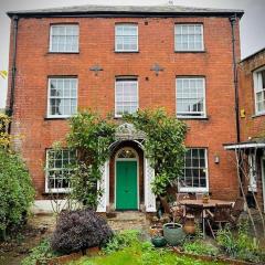 Large Georgian house in heart of Exeter