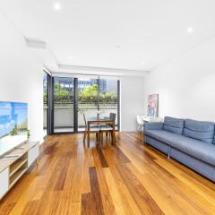 2BR Apartment in heart of Burwood