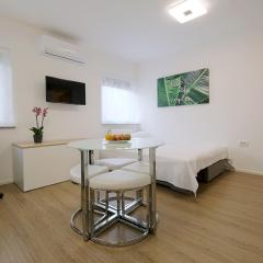 Ljubljana city studio Apartment Joy Tour As with free parking