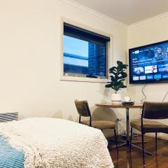 Entire Unit in Penguin with Free Parking