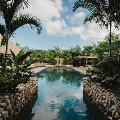 Naio Hotel y Villas By OxoHotel