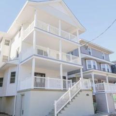 Bartram Dream House II - Bartram Beach Retreat