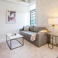 Landing Modern Apartment with Amazing Amenities (ID5790X39)