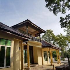 Rumah Madu Tiga Kangar