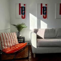 2 Bedrooms Apartment In The Heart Of The City