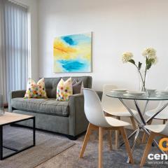 1 Bedroom Apartment by Central Serviced Apartments - Walk Away From Main Attractions - Parking Available - Close to Bus and Train Station - Easy Access to City Centre - Wi-Fi - Fully Equipped - Monthly-Weekly Stay Offers