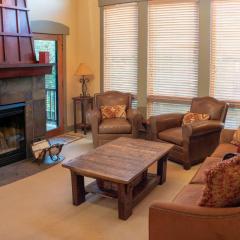 7401- Three Bedroom Loft Den Deluxe Crossings Townhomes condo