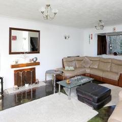 Picturesque Family Hideaway Chipping Ongar Essex