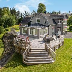 Nice Home In Vaggeryd With Kitchen