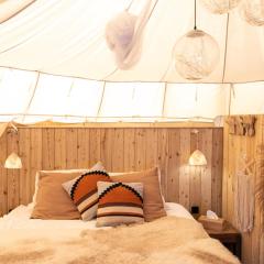 Comfort Tipi Marie, Tipi Bo Deluxe & tent Nicolaï - 'Glamping in stijl'