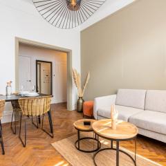 Charming and comfortable apartment near tramway