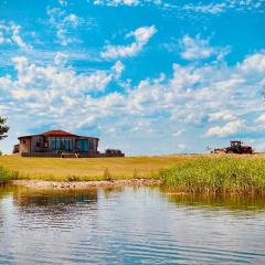 The Angel - Luxury Lakeside Lodge