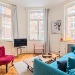 Center apartment with lots of charm