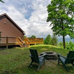 Trail Magic Pet-friendly, Deck, Fire Pit & Year-round Mountain Views!