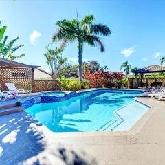 Minutes To Beach & Casino Spacious 5BR Heated Pool