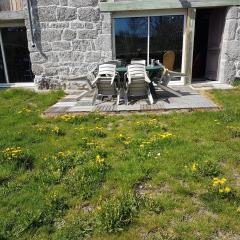 Gîte au calme pleine nature près d'un ruisseau