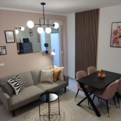 LUX ARENA RESIDENCE EMA