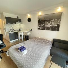 Exclusive Private Apartment by Warilco - Pleyel 25 m2 - À 1 minute de la station métro Carrefour Pleyel