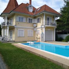 Bella Villa Apartmanház