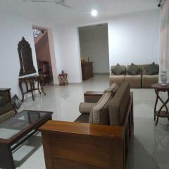 Cheerful 3-Bedrooms (A/C) Villa with Furniture.