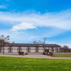 Red Lion Inn & Suites Caseyville