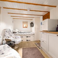 Shepherds Hut, West Ayton, Scarborough