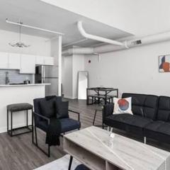 5BR Cozysuites The Block with Pool Table Arcade