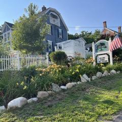 Main House - 3 Story 5 Bed/ 3 Bath - Wolfeboro