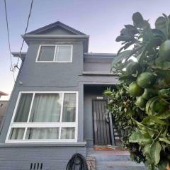 Charming Victorian Vacation Rental - Walking Distance BART