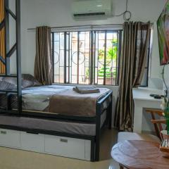Apartment near Malls