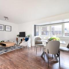 Super central, Newly refurb, Spacious 2 bedroom Apartment