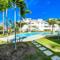 Villas & Apartments OCEAN & GARDEN VIEW Vacation HOTEL RENTALS Long Term BAVARO Los Corales