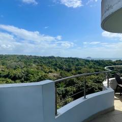 10G Perfect 2 Bedroom with Ocean and Jungle Views