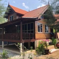 Rumah D'Rhu, Zaki's Residence