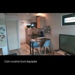 Appartement F1 tout équipé de plein pied