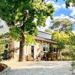 Pine Cottage Stirling 1920s stone house big garden