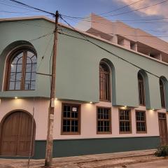 Puerto Malabrigo, Plaza de Armas (Chicama, Peru)