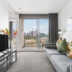 East Melb 2bed parking pet friendly