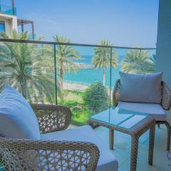 Two Bed Apartment and Maid Room - The Address Beach Resort Fujairah