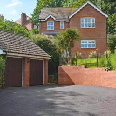 Beautiful Large Property, Sleeps 9 Walking Distance to the Sea , Beaches and Restaurants Fantastic Interior