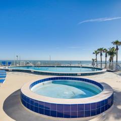 Beautiful Daytona Beach Shores Condo with Hot Tub!