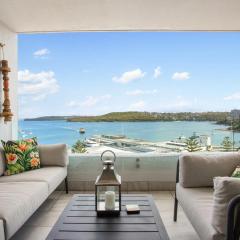 Elegant 2-Bed Unit with Expansive Harbour Views