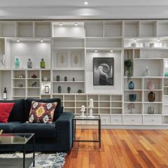 Stylish and Spacious 2-Bed Apartment Melbourne