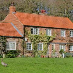 Characterful Yorkshire cottage, beautiful views